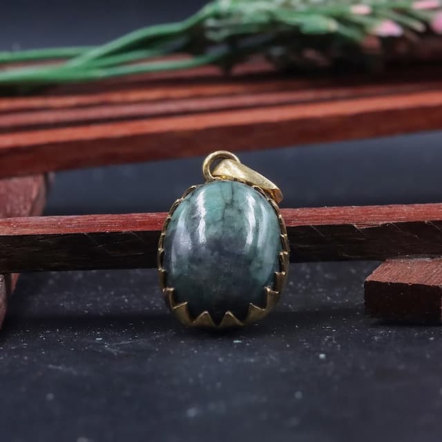 Natural Emerald Pendant